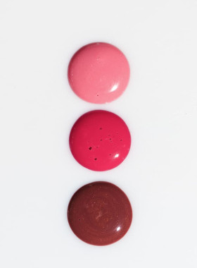 LANORY-12-280x380w.jpg Hybrid Lip Oils: Full Lip Experience