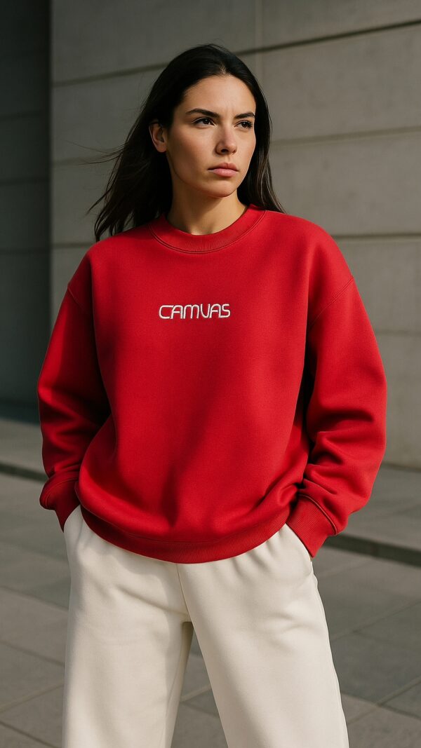 Oversized CAMVAS Sweatshirt – Red