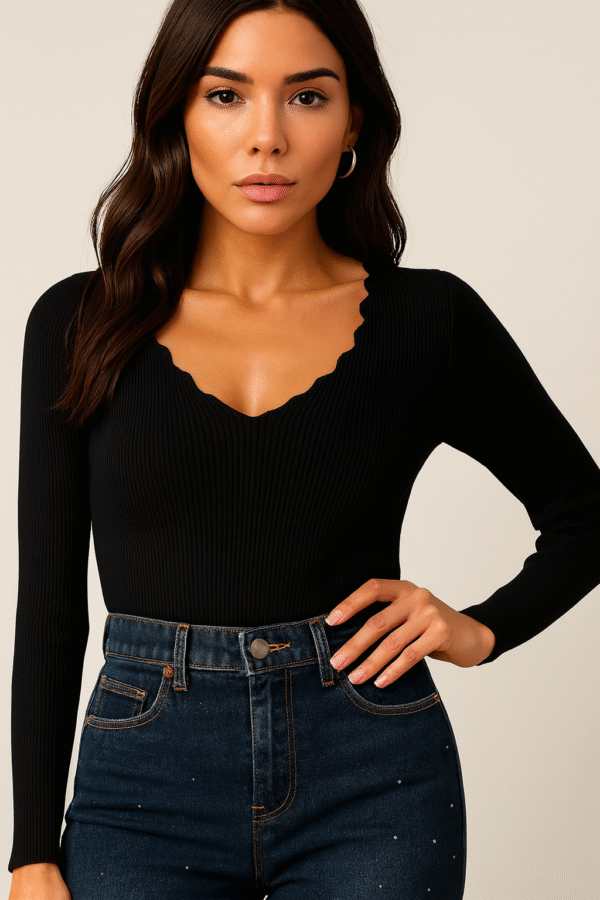 Ριμπ μπλούζα με κυμματιστό V – Διαθέσιμη σε χρώματα