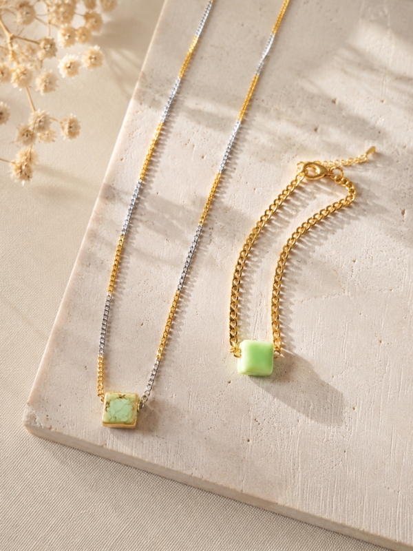 Mint Glow Necklace Set