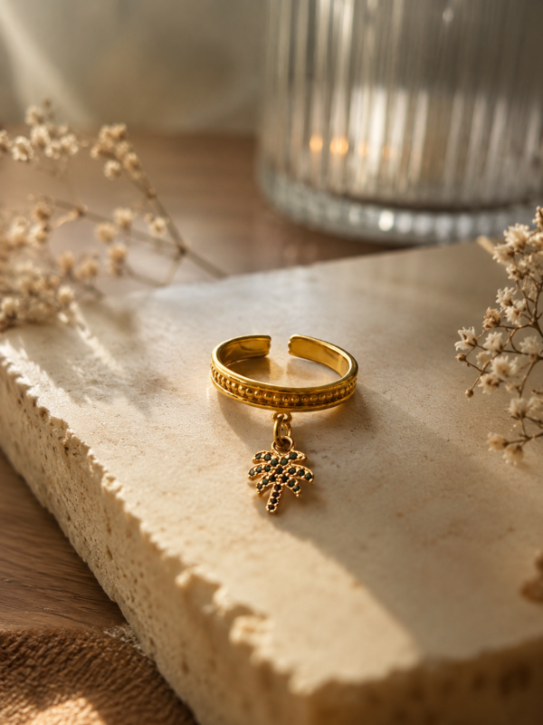 Palm Glow Ring