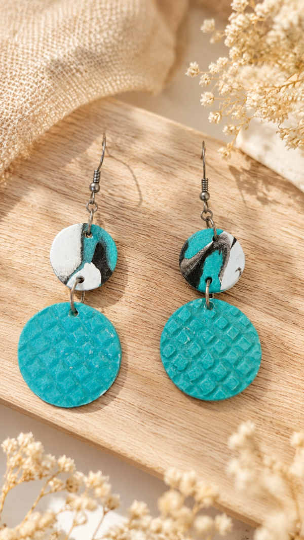 Turquoise Waves