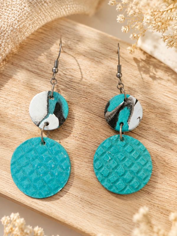 Turquoise Waves